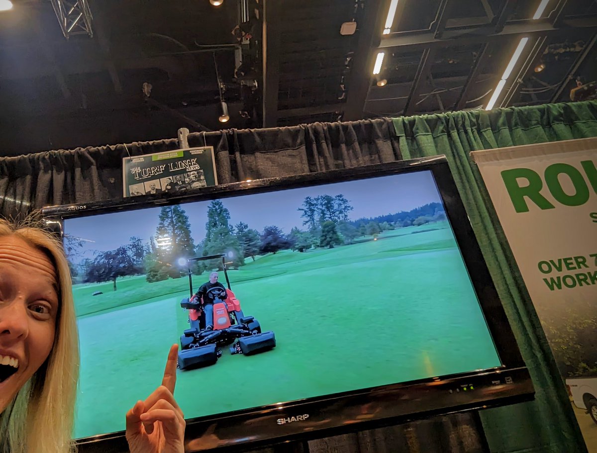 turfmow's tweet image. I had a great experience representing the @BCGSA1995 at the @WCTA_social  conference. Turns out I was a @JacobsenTurf celebrity on the trade show floor from the promotional video shot @CordovaBay. First ferry there and a two sailing wait home. #islandlife #turfnerd #turflife