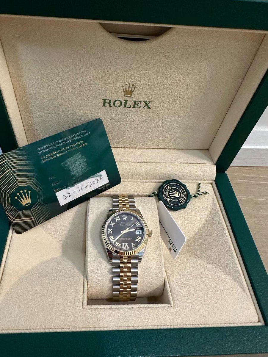 sunmartonma's tweet photo. Morning Apo!
I bought a watch for myself when we got you a birthday watch early.

@Nnattawin1 #Nnattawin
#apocolleagues https://t.co/ia8JME5Zzs