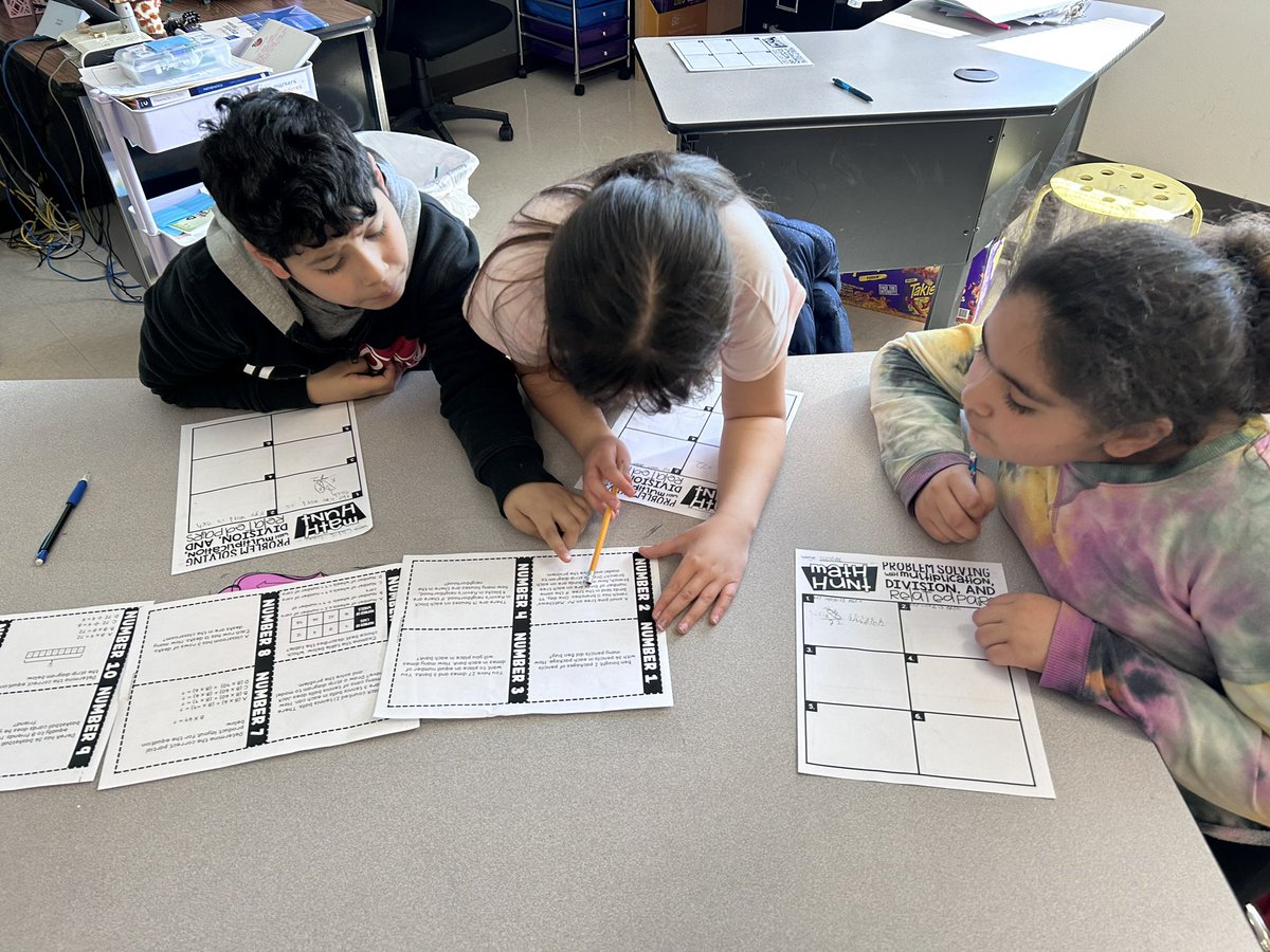 maribel_cazarez's tweet photo. Student worked collaboratively to solve multiplication and division word problems! I loved listening to their conversations and their math vocabulary! #AlvaradoExcellence #proudteacher https://t.co/OpyB5qyfYh
