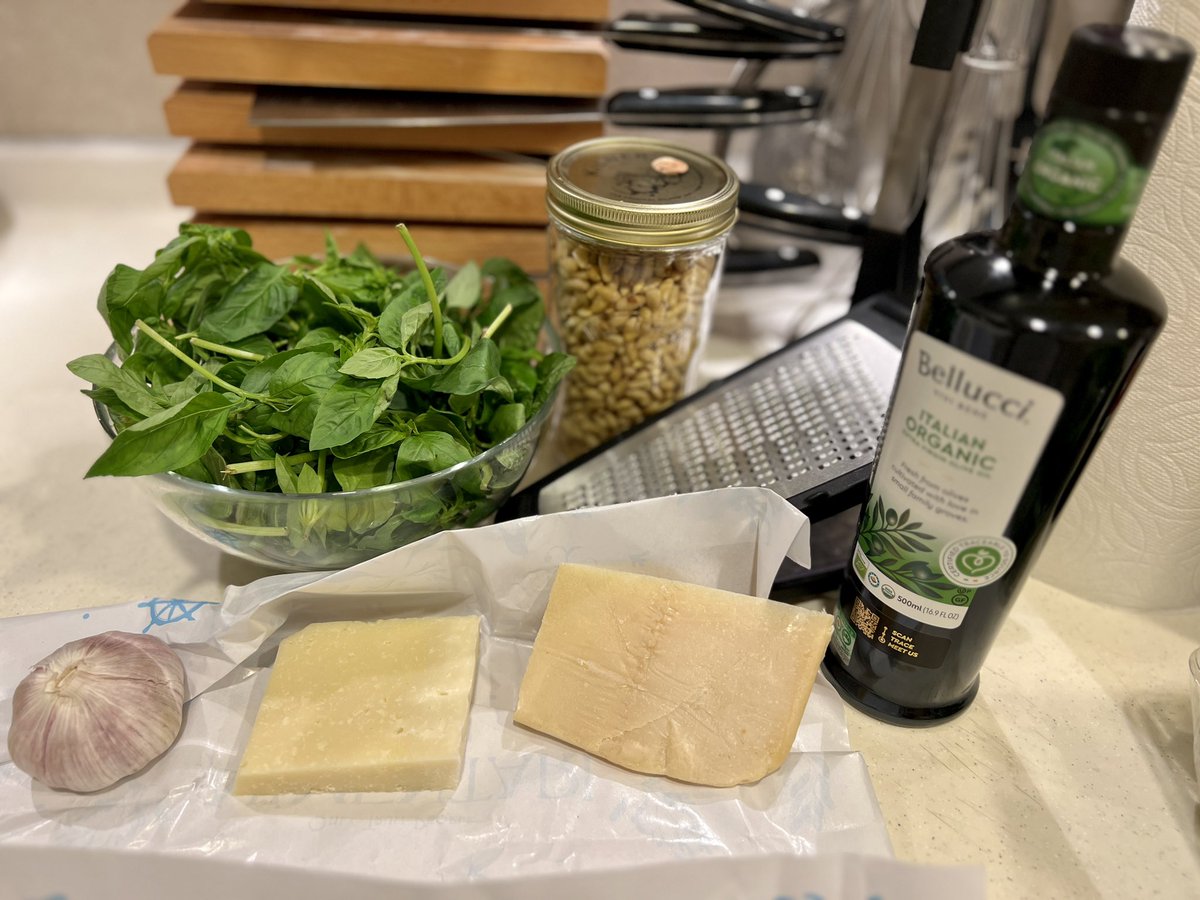 Leeann A. Q. Wang tweet media