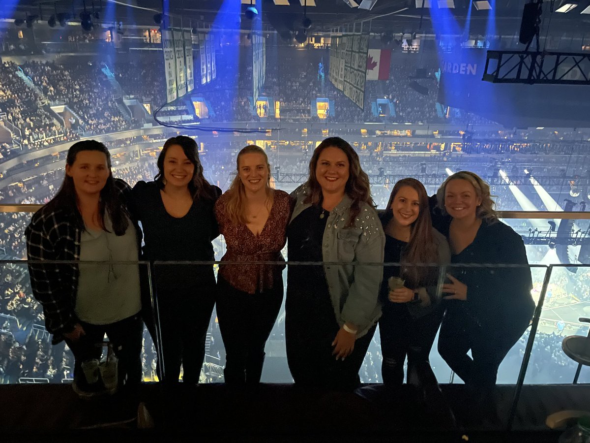 How do teachers begin their February Vacation? With a private suite at the Carrie Underwood concert! Love these ladies almost as much as I love Whitman Hanson. Enjoy your break and stay safe, Panther Nation!