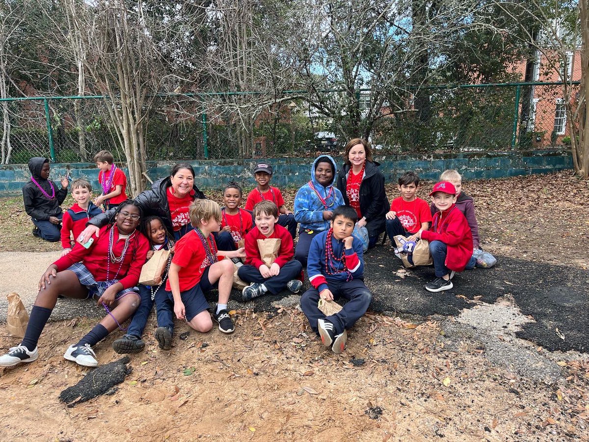 MaryBAustin's tweet photo. Our February Treehouse groups focused on taking a closer look at the character traits of an entrepreneur &amp; participated in a school-wide initiative for the “Kids Heart Challenge”. The students raised over $8,900. collectively thus far.#NatlEshipWeek #BeExtraordinary 💜💚💙💛🧡❤️ https://t.co/SWsIM0pIdj