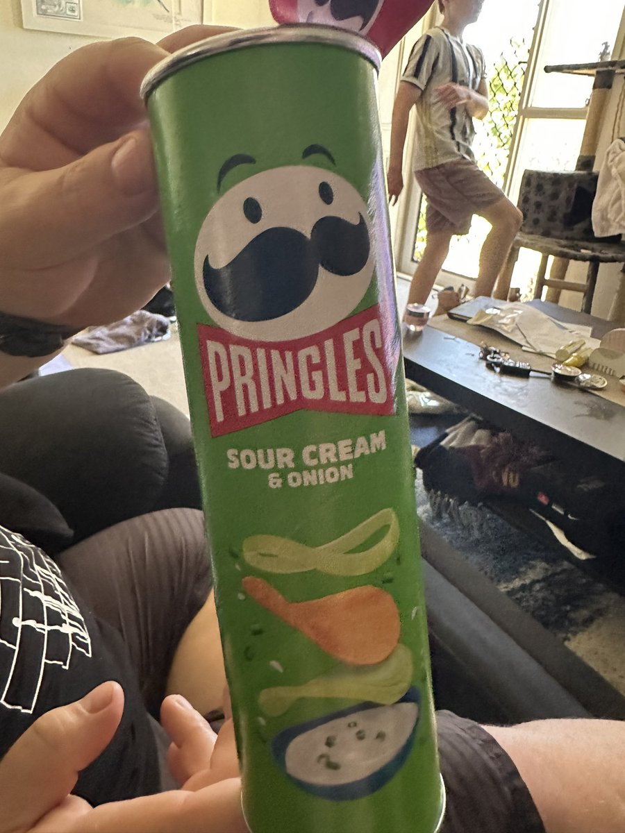 Hey @Pringles get Stuffed your just taking the piss now , bloody disgrace look how small these are #GetStuckIn should be renamed #GetSuckedIn.
Boycott Pringles 🤬