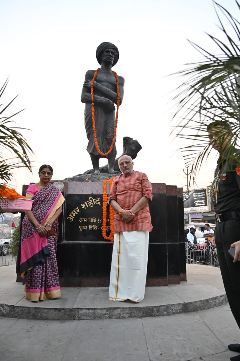 CPR_VP's tweet photo. Paid my heartfelt homage to Bhagwan Birsa Munda at the great land of Jharkhand. https://t.co/NIaXyFvcAb