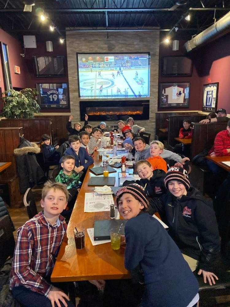 caps_u11a's tweet image. Well-deserved celebration meal after a great win against the @cbmha  - #gobigsorgohome