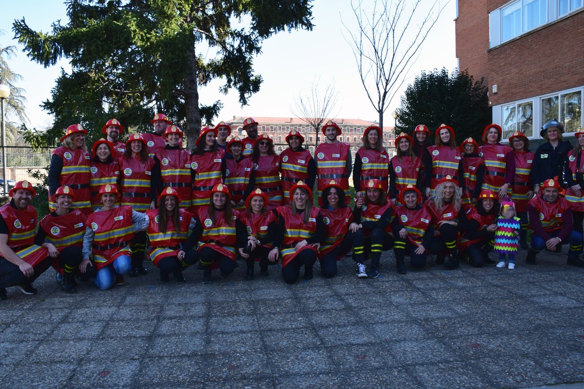 ceipOBN's tweet photo. Equipazo!!!
Cuando todxs lxs profesionales reman en la misma dirección, hace que el barco fluya.
#orgullodecole #orgullodecompañeros https://t.co/Lb6edFRP7E