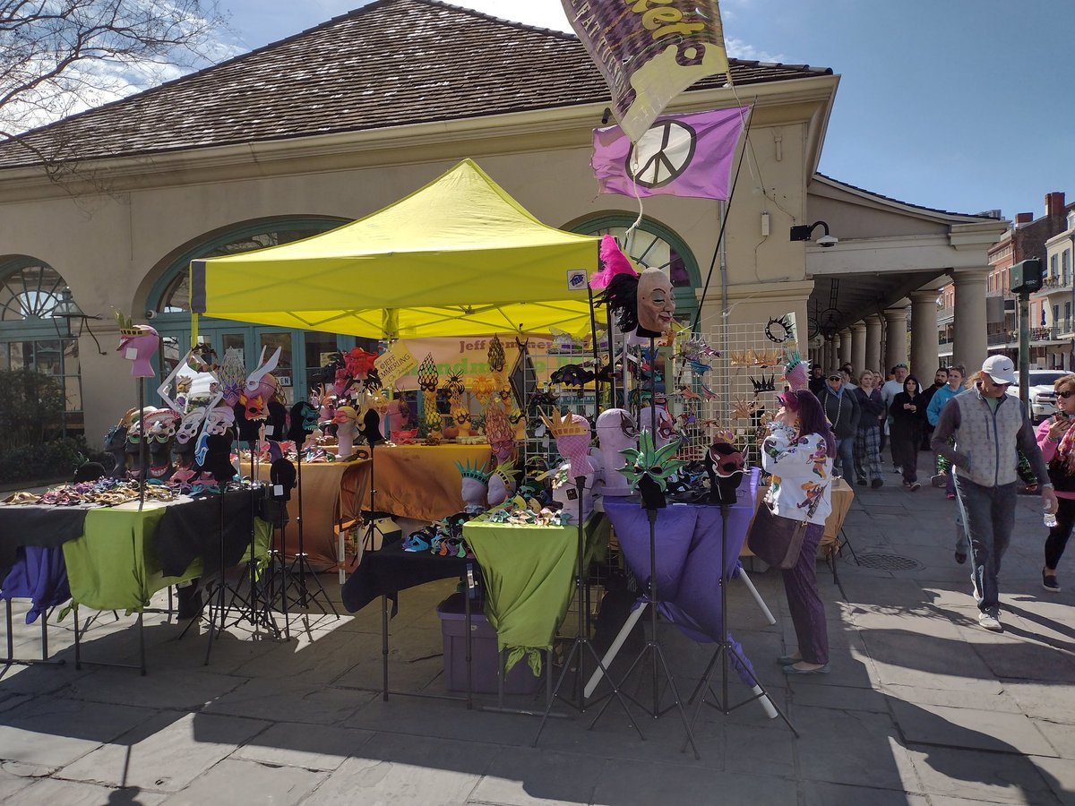 maskartists's tweet photo. If you go to New Orleans be sure to see The Mardi Gras Mask Market thru Monday 10:00am to 5:00pm
I have some fabulous designs and there are a dozen other mask makers #MardiGras #Masks #mask #masquerade #NewOrleans #nola #LeatherMasks #leathermask #leather #party #partyinthestreet https://t.co/fwQNgGxToT