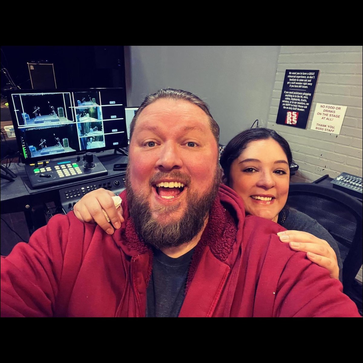 EasleyCompany's tweet image. Loving each other, and loving what we do! Here we are at #BombShelterRehearsalStudios. They are the top audio rehearsal &amp;amp; recording studio in #OrangeCounty! #BlackMagicATEM #FullProductionVideoAndAudio #DerekEasleyEntertainment