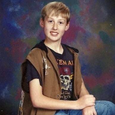 kjrodgers's tweet photo. @cypresshill where can I find this sleeveless hoodie 30 years later? My 6th grade photo https://t.co/S43tGRQH5H