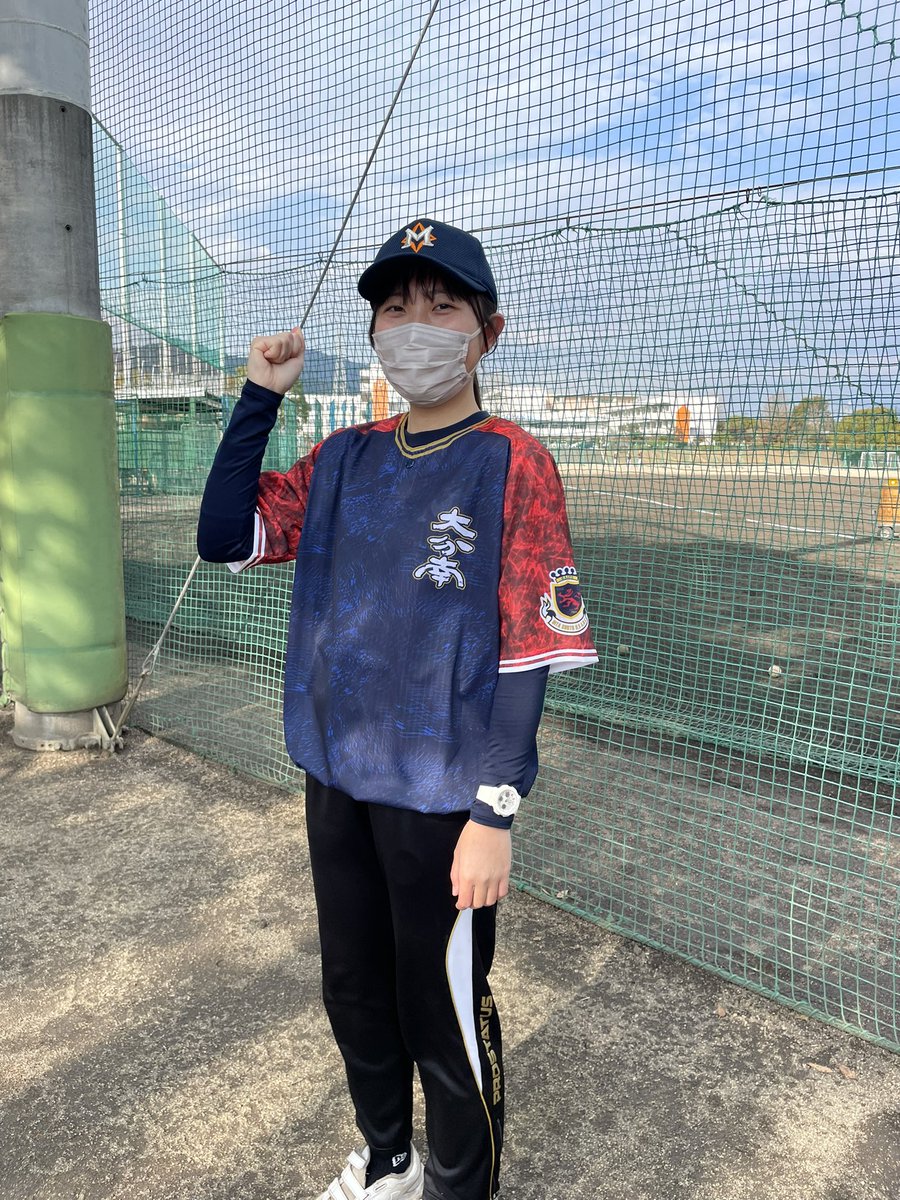 シーズンインを前に、
ゲーム前のUPや、
移動の際に着用する
レイヤーシャツ👔が完成しました‼️

これで一層士気が上がります🔥

＃大分南高校　＃高校野球
＃レイヤーシャツ
＃ZETT