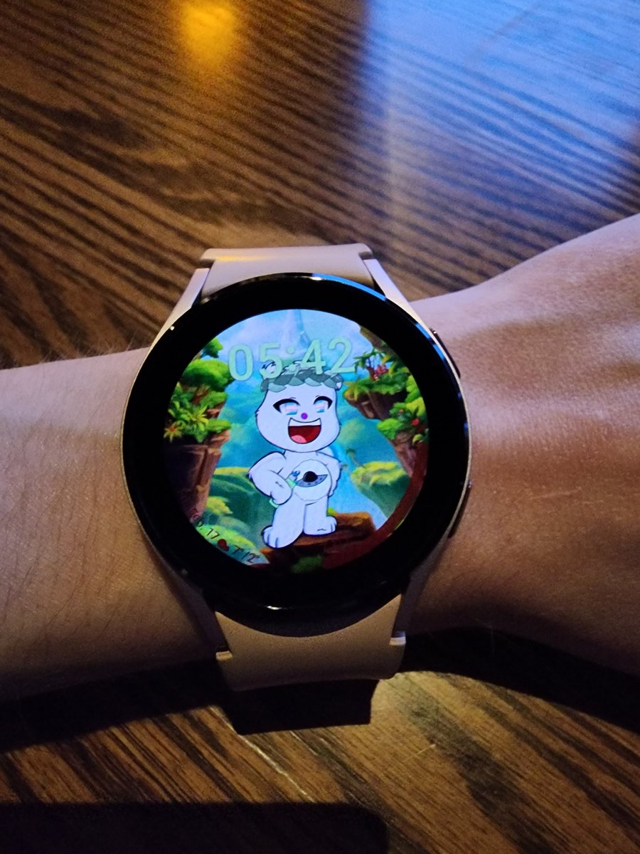 Well, #NFTCommunity after a week of issues with my watch, needing update after update and refusing to connect to my phone, it's finally good to go❤️💖❤️

Been rocking my favorite doodle-bear today❤️🐻 <a href="/Doodlegenics/">Doodle</a> 

Wonder who's #NFT gonna be on my watch tomorrow?🤔
#NFTs #Web3