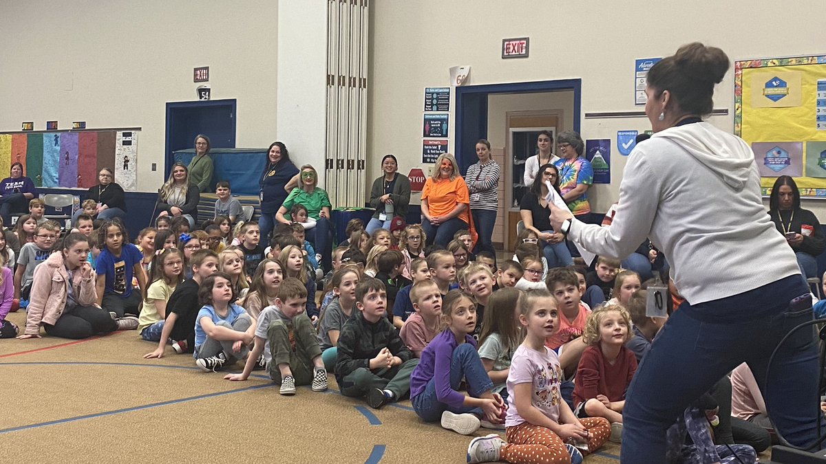 Canadochly Elementary tweet media