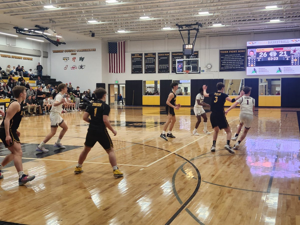 It is Yellowstone night at Hutch boys basketball tonight