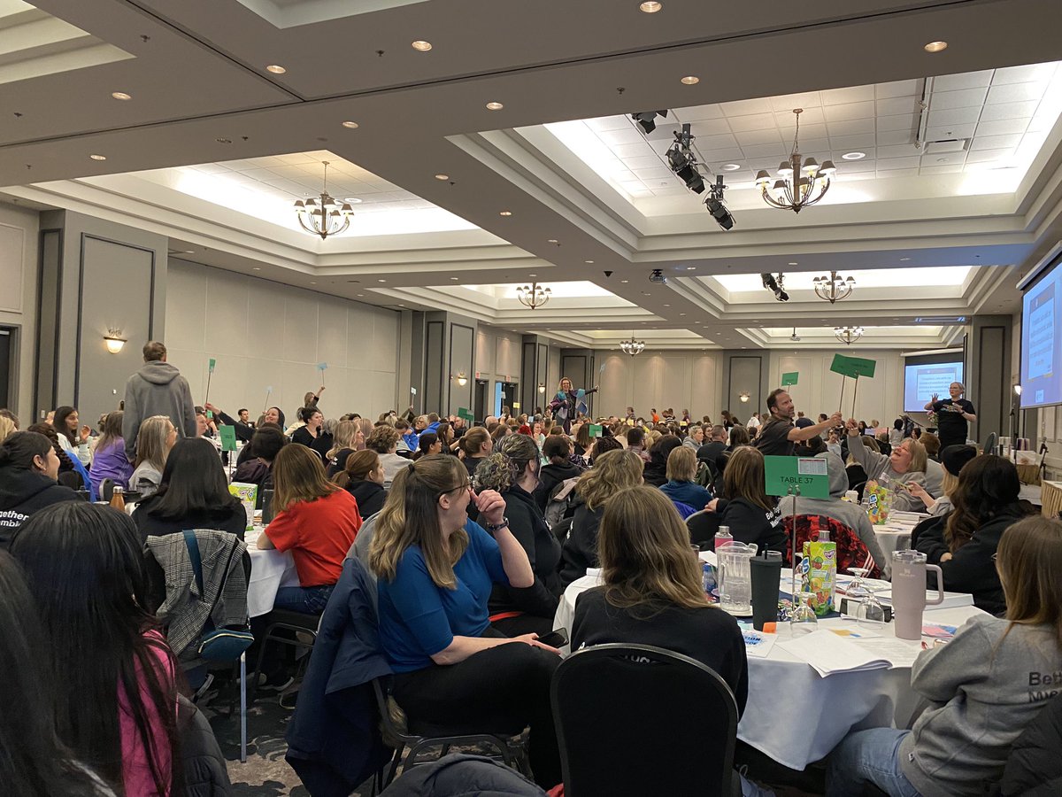 CarlaDanielsson's tweet photo. Educators and parents unite!! Building healthy brains and nervous systems through connections to children and each other💕🙌🏽🧠 350+💪🏽 @AbbotsfordSD @AbbyNews @SD34DPAC @abbyearlyyears1 #connectionovercompliance https://t.co/f35oqShTo7