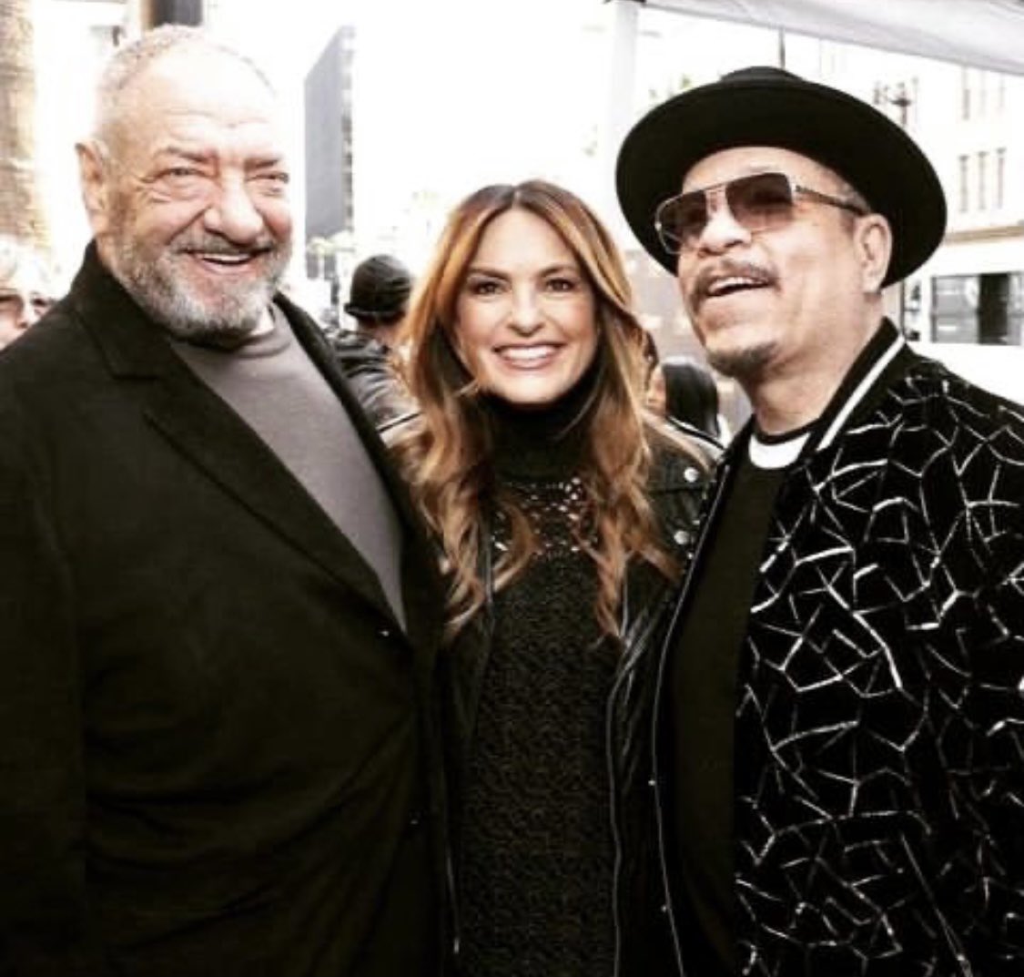 FINALLEVEL's tweet photo. As my brother @icecube says.. “I gotta say, today was a good day..”   Thank you Dick Wolf and Mariska. And all the love Worldwide! ⭐️ https://t.co/LdCRkrp7sr