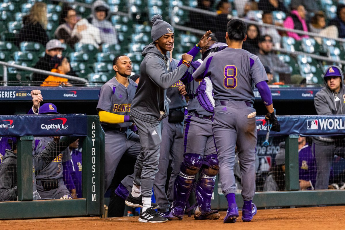 astros's tweet photo. The HBCU Classic is underway at Minute Maid Park. https://t.co/GlrSogFQtt