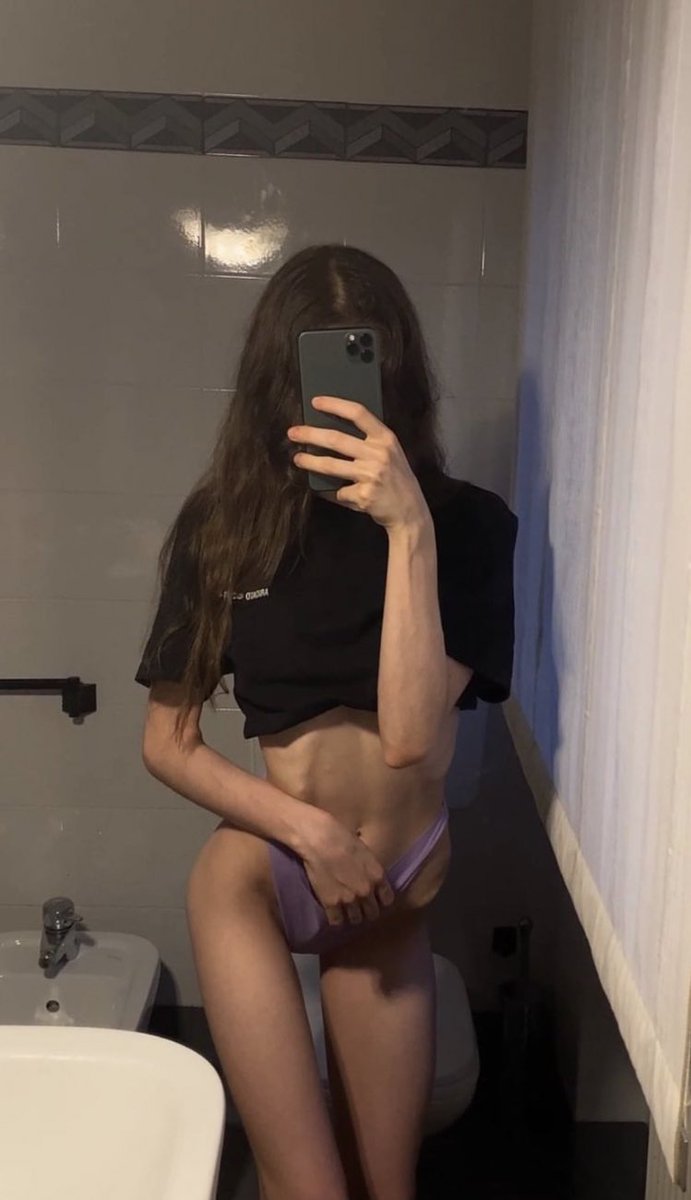 makingmaia's tweet photo. *feral screams* https://t.co/VerMvUVfRs