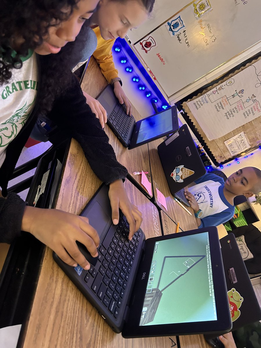 Thanks @mrjones_ilc & @Greenwood_Elem for sharing ❤️of #Minecraft with me & @ImagineerSTEAM today. Saw amazing & creative ideas as Ss worked w/cause & effect of the Jamestown settlement. Ss built possible solutions to problems—gross water, difficulty with food, relationships.