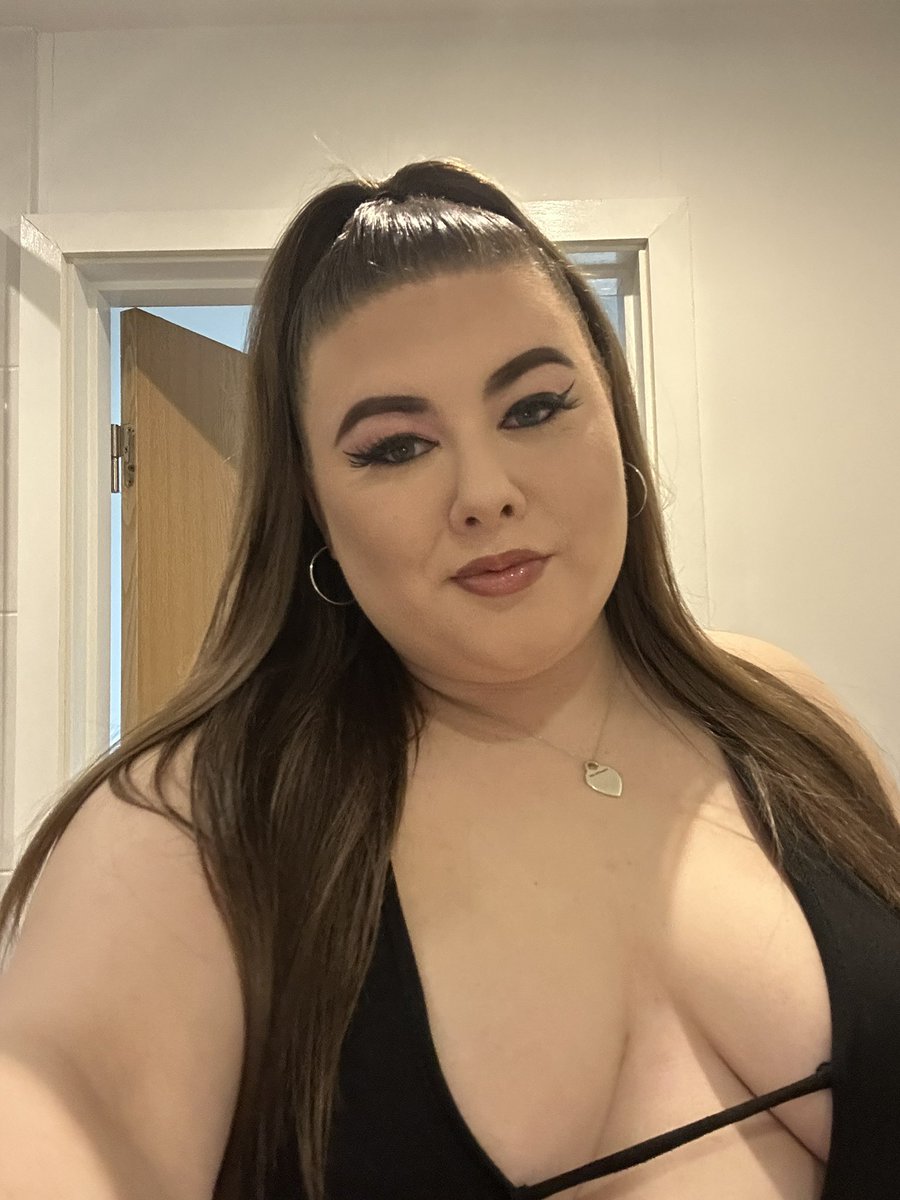 CHLOE_BABY on Twitter: "£10 video dick rates - I wanna see some 🍆"
