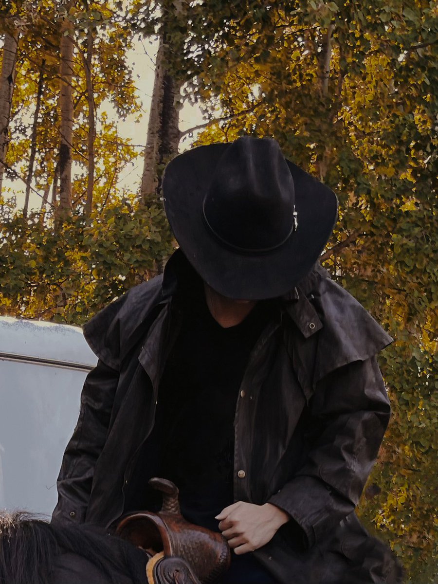 SamuilGao's tweet photo. Django https://t.co/LgNtDaAIdc