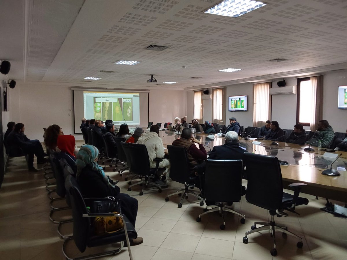 MMbounfour's tweet photo. La journée d'information et de sensibilisation sur la chenille légionnaire d’automne organisée par la FAO et l'ONSSA à Marrakech était très intéressante. Les questions des producteurs étaient pertinentes. https://t.co/fo82AtdnA2