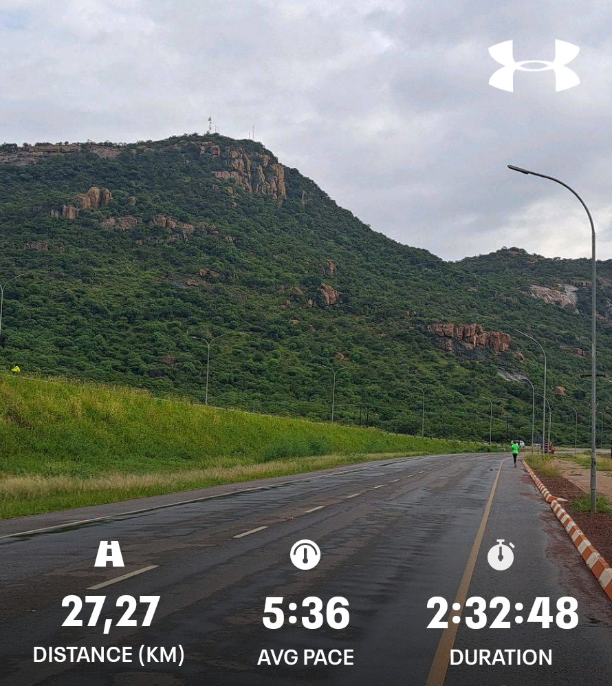 Moreetsi_R's tweet image. #IPaintedMyRun 🏃‍♂️
#Saturdayrun 🏃‍♂️