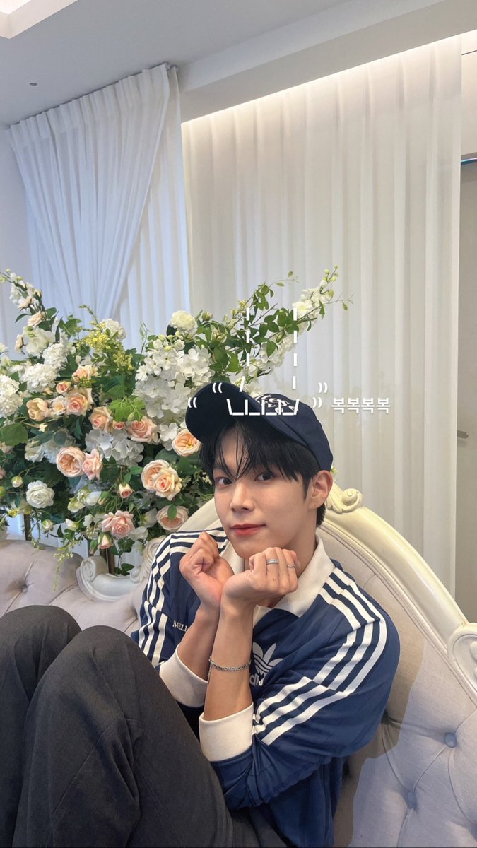 honeiuni's tweet photo. 복복복복 헌냥이긁기!!! https://t.co/mtdPmBqKgq