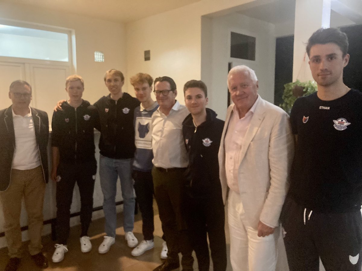 🇷🇼🚴🏼‍♂️🇧🇪 On the eve @tour_du_Rwanda, we had the great honour to host Patrick Lefevere, the 🇧🇪 godfather of cycling, and the development team of @soudalquickstep with @ethanvernon22. Wishing them “courage” and “esprit” for the battle of 1000 Hills. Komeza! #TdRwanda23 #VisitRwanda