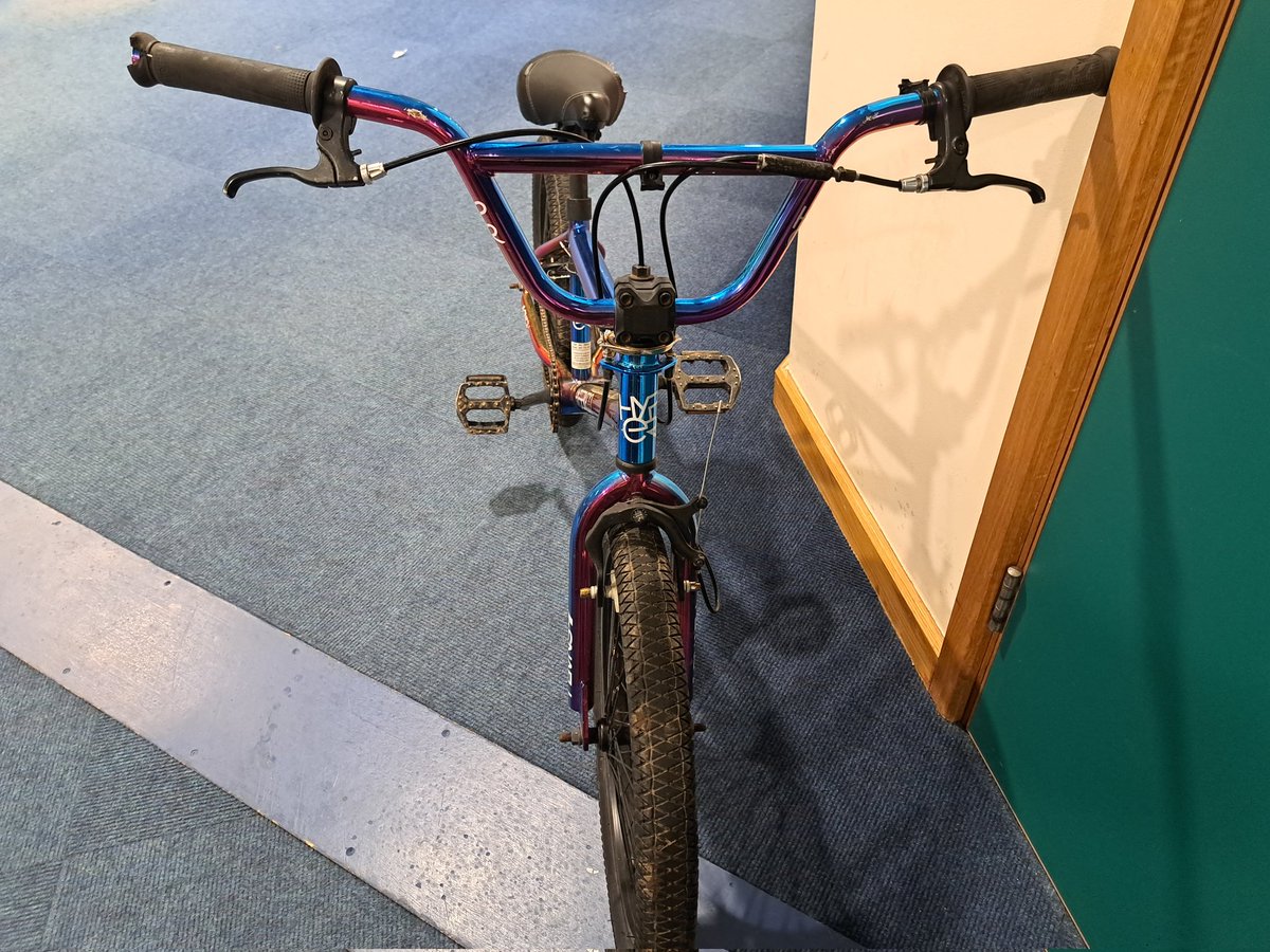 #Ripley, #Butterley, 2am.
Male Disturbed trying car door handles.
Runs off & Police called.
Leaves the bike he was riding behind.
Recognise it?
Or who it belongs to?
Let us know.
Cars found where entry gained and searched by Offender.
Enqs ongoing. 
#autocrime
Inc 98-18/02