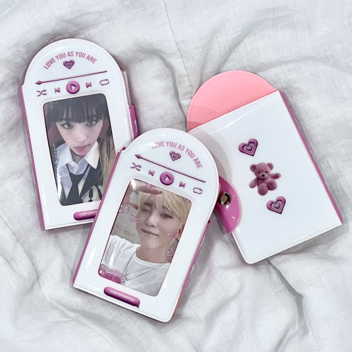 nonfinitechwe's tweet photo. 카페에서 포카홀더북 현판 중에 있으니 많은 관심 부탁드려요 :) https://t.co/RLbXqA6M8i