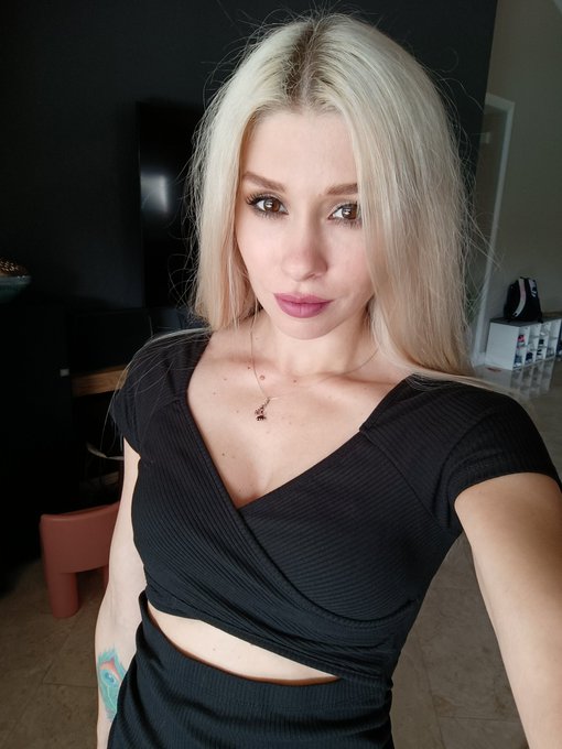 TW Pornstars - Anna Kovachenko (AKA Tony Foxy) 🇺🇦. The most liked