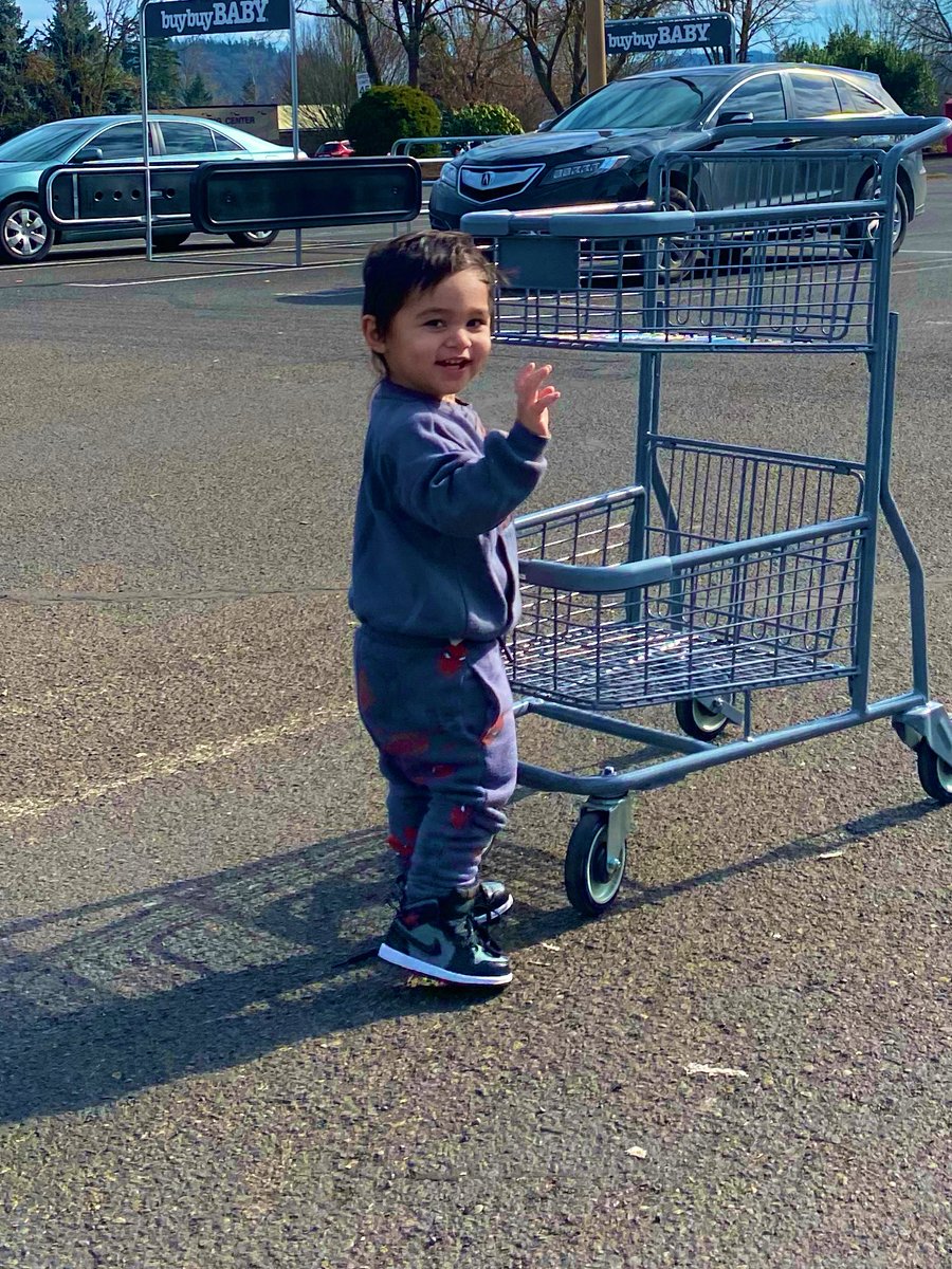 MikeAronius_Rex's tweet photo. For #MJ60 my Grandson UnDSd the Jordan 1 mids I got him a year and a half ago. His feet are finally big enough. Happy Birthday @Jumpman23. https://t.co/RGF6JV59gp