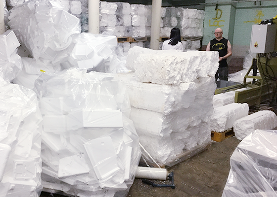 intcogreenmax's tweet photo. #INTCO-#GREENMAX, a pioneer in the plastic #foam recycling industry, has been helping people from all walks of life recycle foam waste and reduce resource waste.😁♻️✅
https://t.co/Xex6t0D4xW https://t.co/hSJobdJcdq