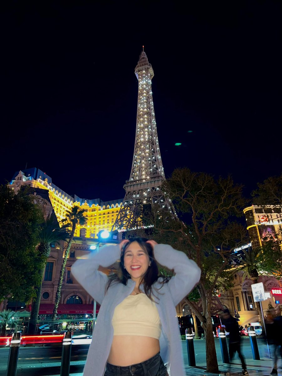 Katrynarenea1's tweet photo. 🖤 https://t.co/06FFt62Ecl