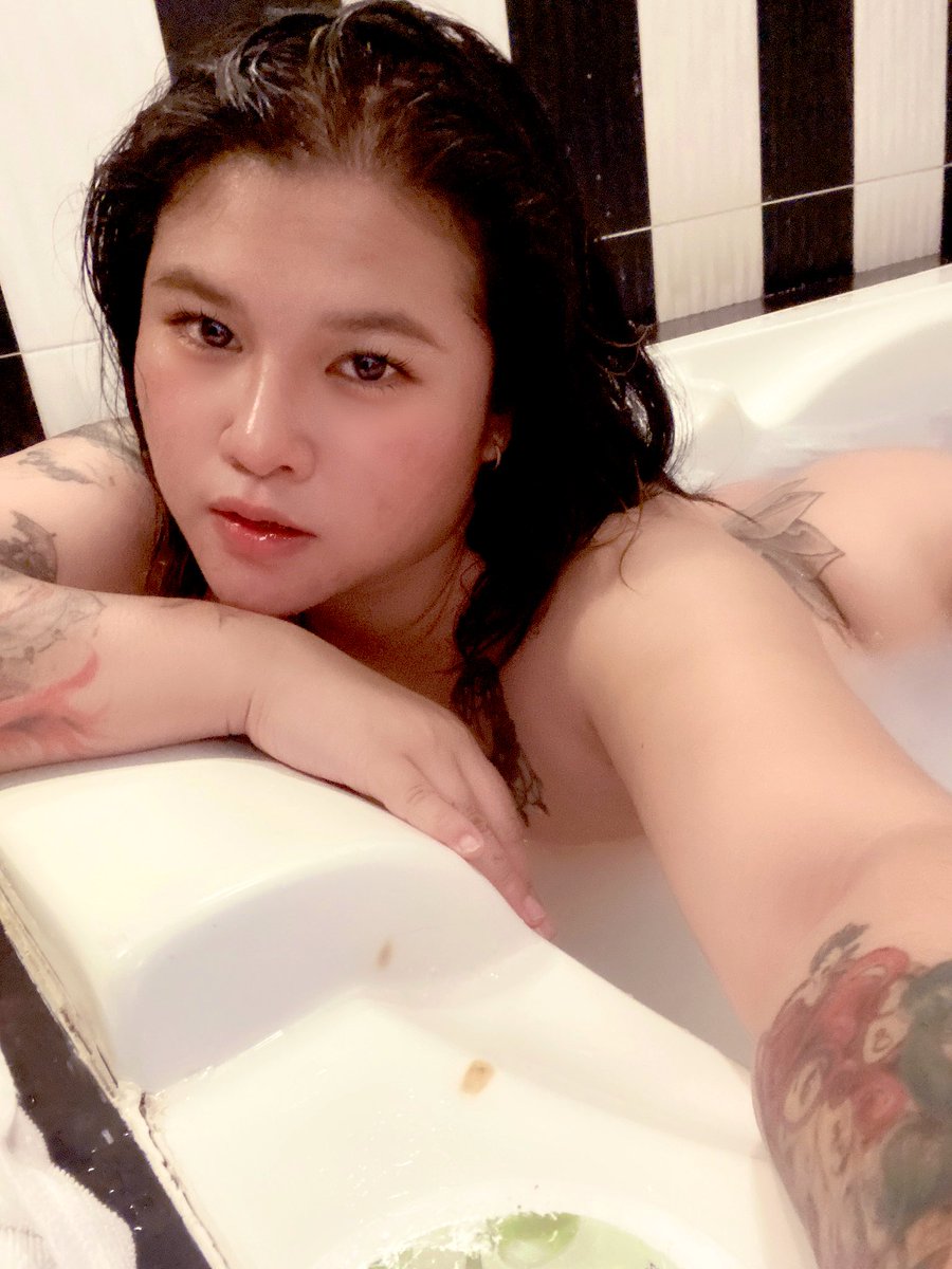 mayuranun's tweet photo. หาเพื่อนนอนแช่น้ำด้วยกัน เหงามาก❤️‍🩹 #นัดเจอ #กทม #สมุทรปราการ #บางพลี #สาวอวบขี้อ่อย #อวบอ้วน #fwb #ชลบุรีบางแสน https://t.co/WkViOmmca0