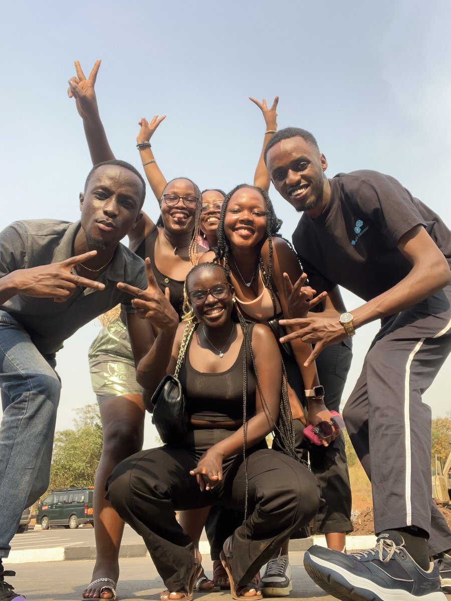 RotaractClubVU's tweet photo. Day 1 of our Medical Camp in Masindi.
We visited Murchison falls park on arrival. It was so much fun.๐คฉ๐ฅณ https://t.co/3Mj4rMO4Cm