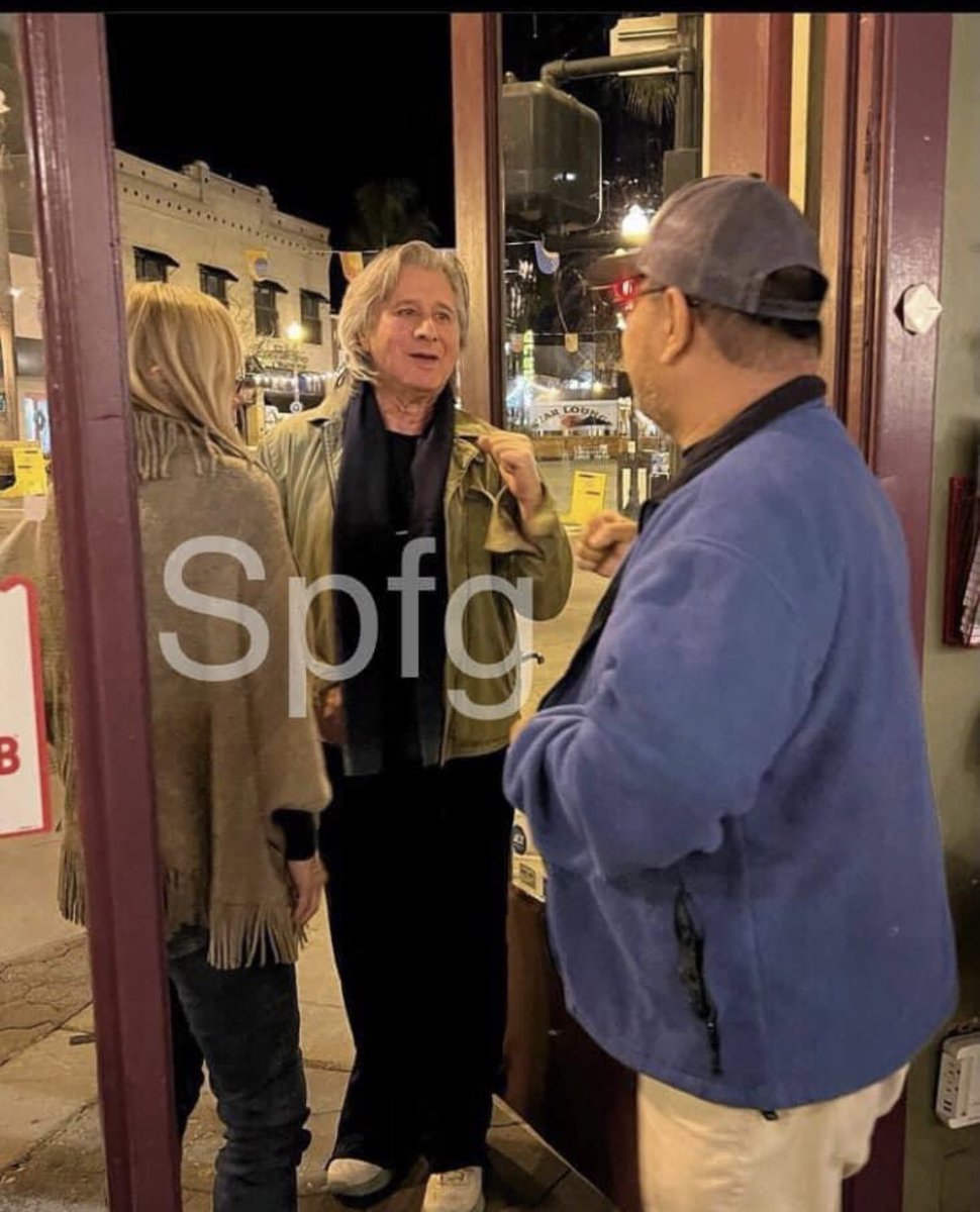 Lady_J50's tweet photo. Hey Everyone:  Steve Perry out and about in Los Angeles/San Diego. What is the reason for always hooking up with his counselor? https://t.co/tvRRvoqbR7