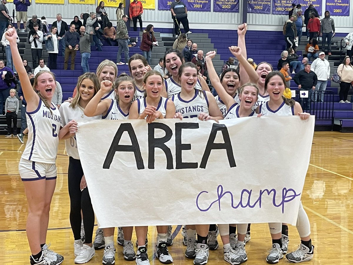 LadyMustangsBB's tweet photo. 🚨PLAYOFF GAME🚨
📅 Feb 20, 2023
⏰ 7:00pm
vs  La Vega HS
@ Georgetown High School https://t.co/PtVnChfSEp