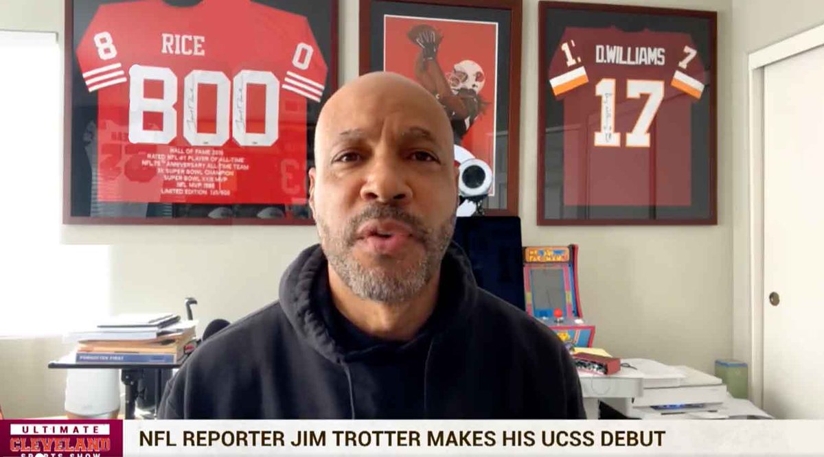 gmagnus's tweet photo. @JimTrotter_NFL @rihanna https://t.co/hBeGsaOxz4