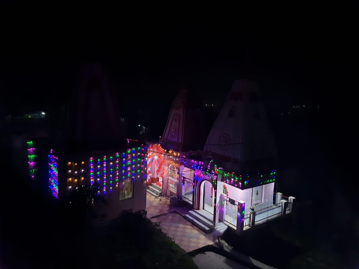 nareshmathur10's tweet photo. #HappyMahashivratri2023
#HarHarMahadev
#shivtemple #billan #bowli 💐💐🙏 https://t.co/7BDDACfvb0