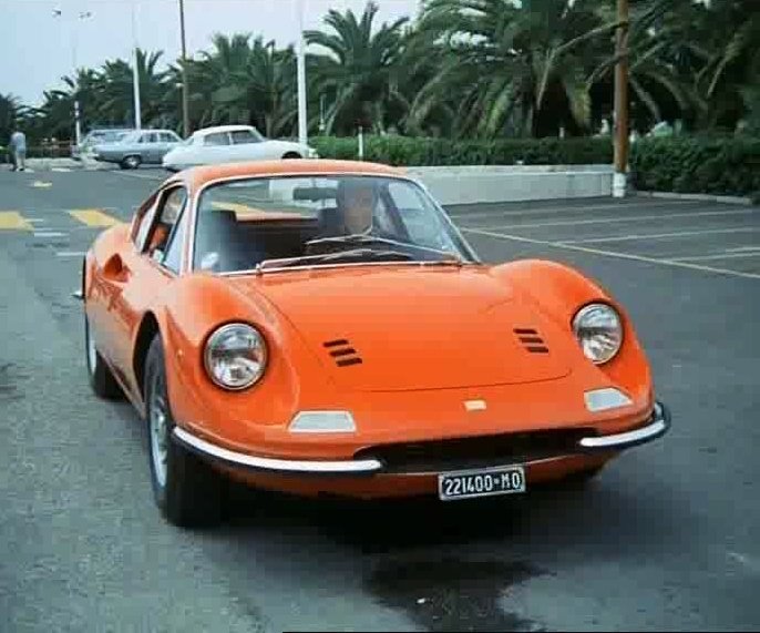 AnticheEAttuali's tweet photo. #Persuaders
#IconicsCars
1969 🇮🇹 Ferrari Dino 246 GT
1970 🇬🇧 Aston Martin DBS https://t.co/gVmv4mvNSo