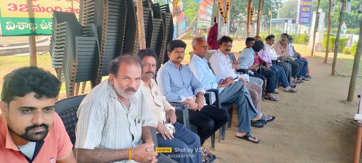 RDuggapu's tweet photo. #stopsaleofvizagsteelplant
#savevizagsteelplant
#saveRINL
#ysjagan
#PMModi https://t.co/lxAfp8UsPt