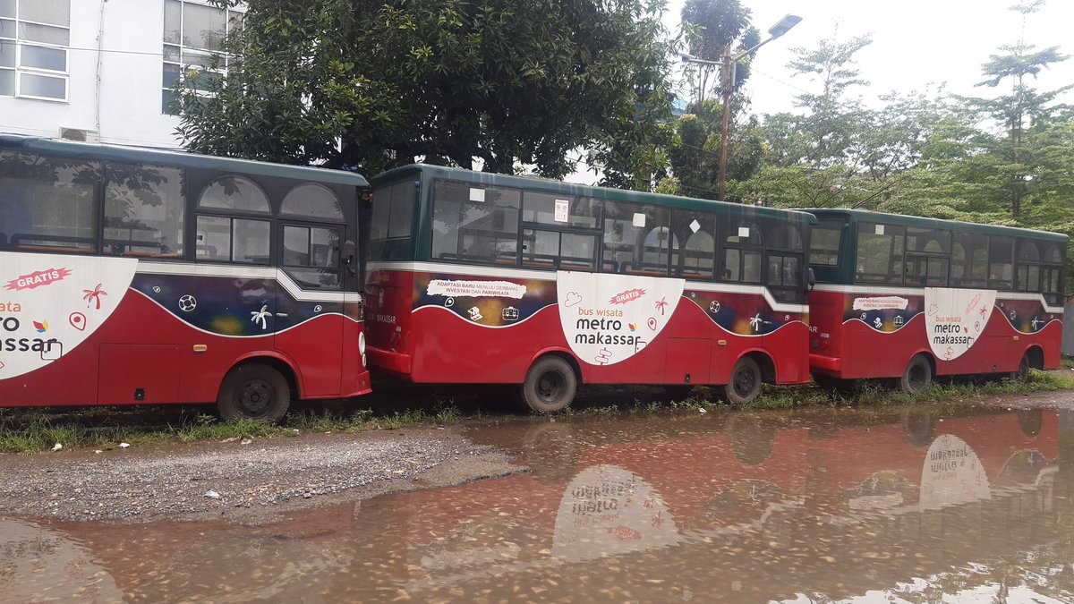 Kendaraan dari pajak rakyat tapi tidak digunakan lagi. #Makassar