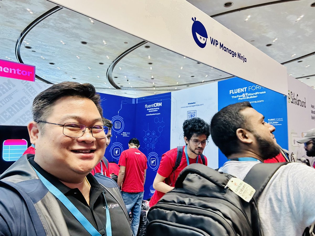 mennwebs's tweet photo. At @WPManageNinja Booth. #wcasia https://t.co/TGvaUvc0de