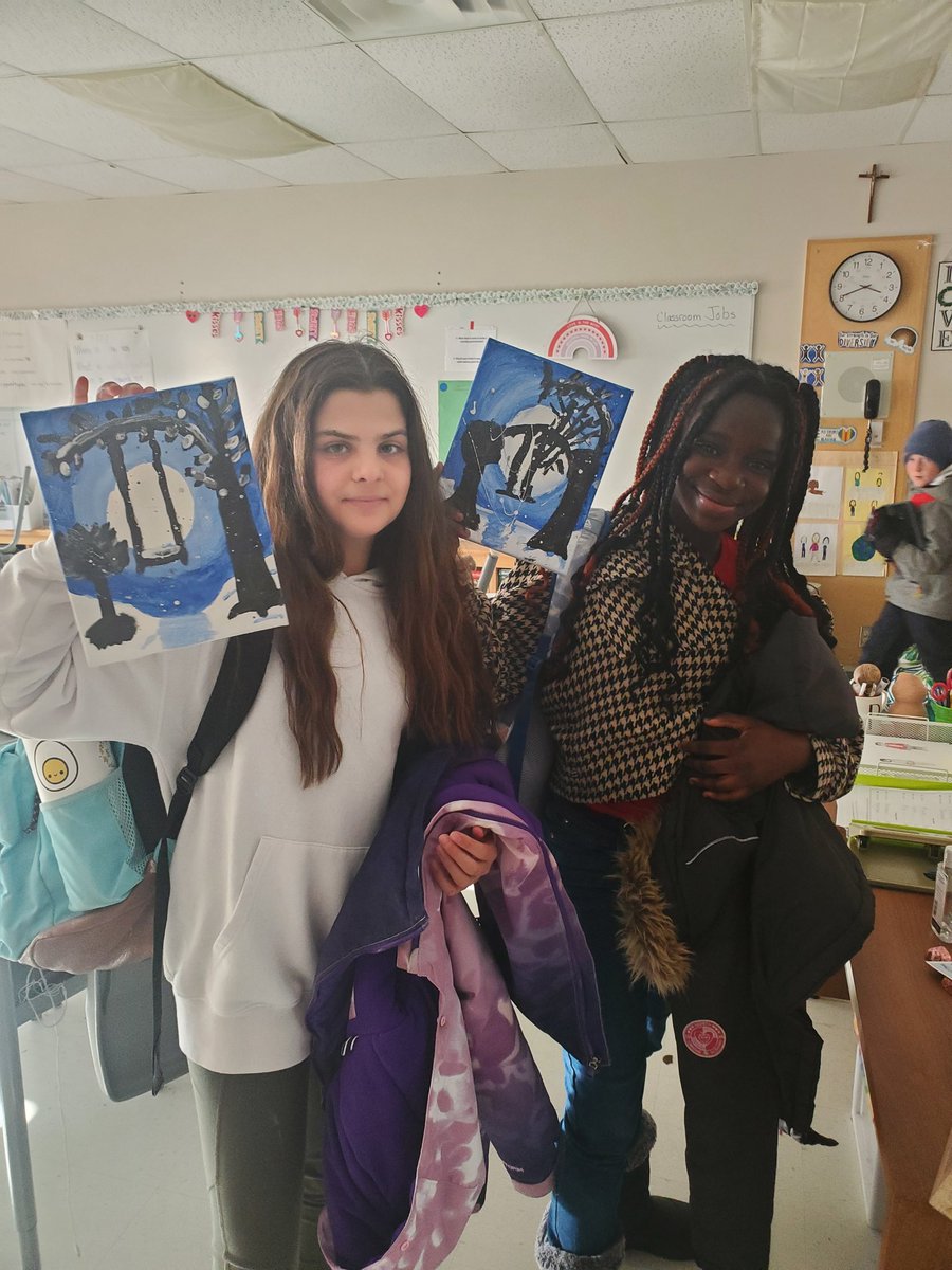 MsPenuela's tweet photo. The paint club was a success! @StIsidoreOCSB students are ARTISTS. They were so proud with their finishes product. #ocsbart #oscb #ocsbBeCommunity https://t.co/5IZWeCDiH3