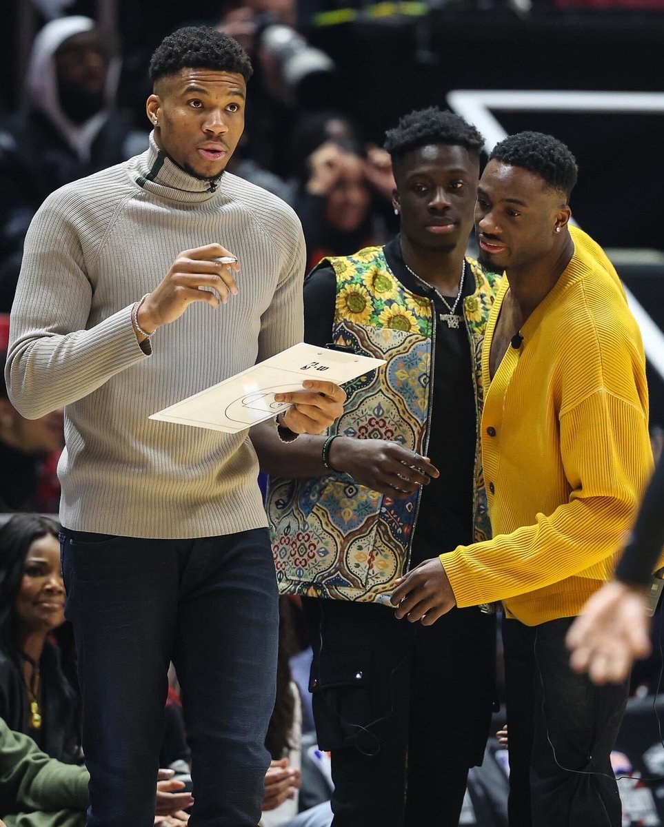 1-0. #CoachGiannis #StayFr34ky