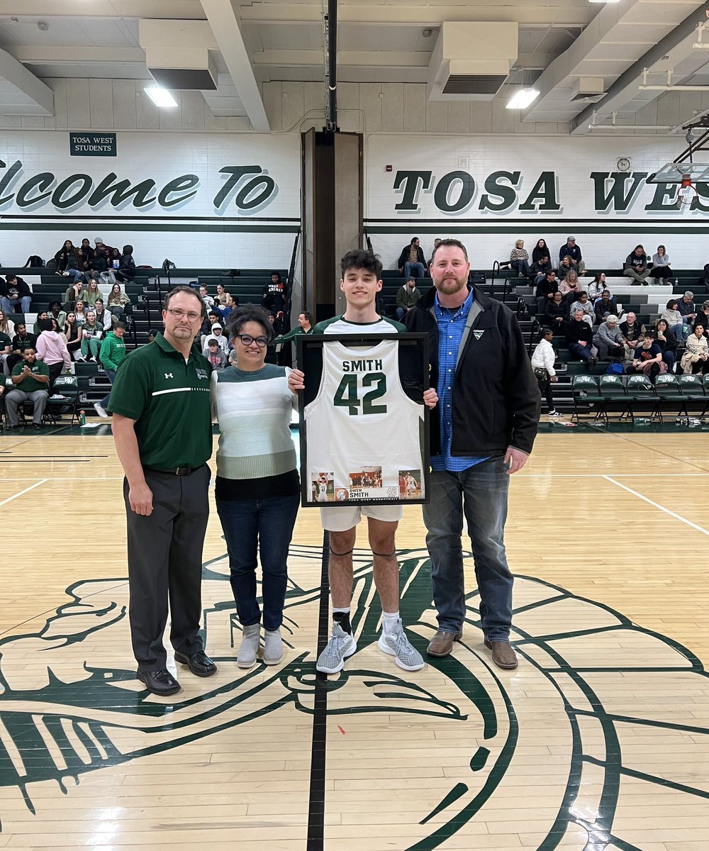 Tosa West Boys Basketball tweet media