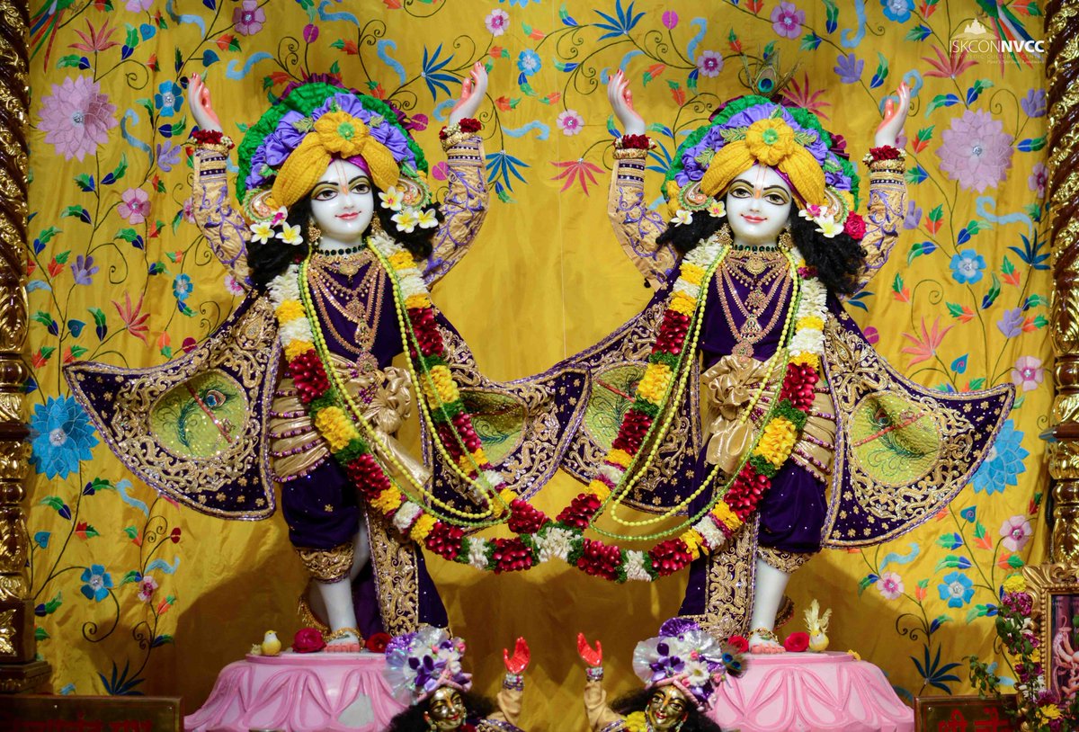 ISKCONPune's tweet photo. Today's 18/02/2023 Darshan Sri Sri Gaur Nitai
#ISKCONNVCC #ISKCONPune #ISKCON
#PUNE #DailyDarshan #harekrishna
#Saturday #18thfebruary #18thfebruary2023
#nvcc #radhavrindavanchandra
#iskcondesiretree #harekrsnatv #art
#harekrsnatelevision #radhakrishna
#today #love #instagram https://t.co/yzKCAY24Yh