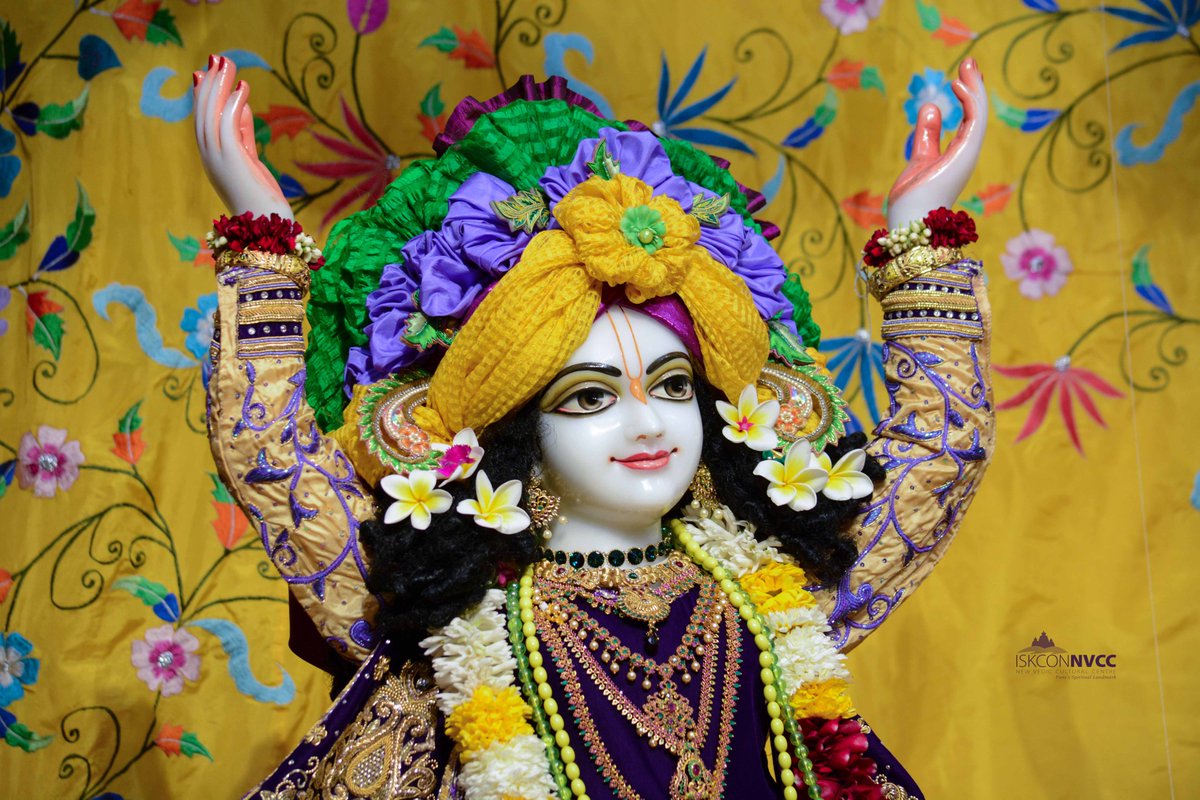 ISKCONPune's tweet photo. Today's 18/02/2023 Darshan Sri Sri Gaur Nitai
#ISKCONNVCC #ISKCONPune #ISKCON
#PUNE #DailyDarshan #harekrishna
#Saturday #18thfebruary #18thfebruary2023
#nvcc #radhavrindavanchandra
#iskcondesiretree #harekrsnatv #art
#harekrsnatelevision #radhakrishna
#today #love #instagram https://t.co/yzKCAY24Yh