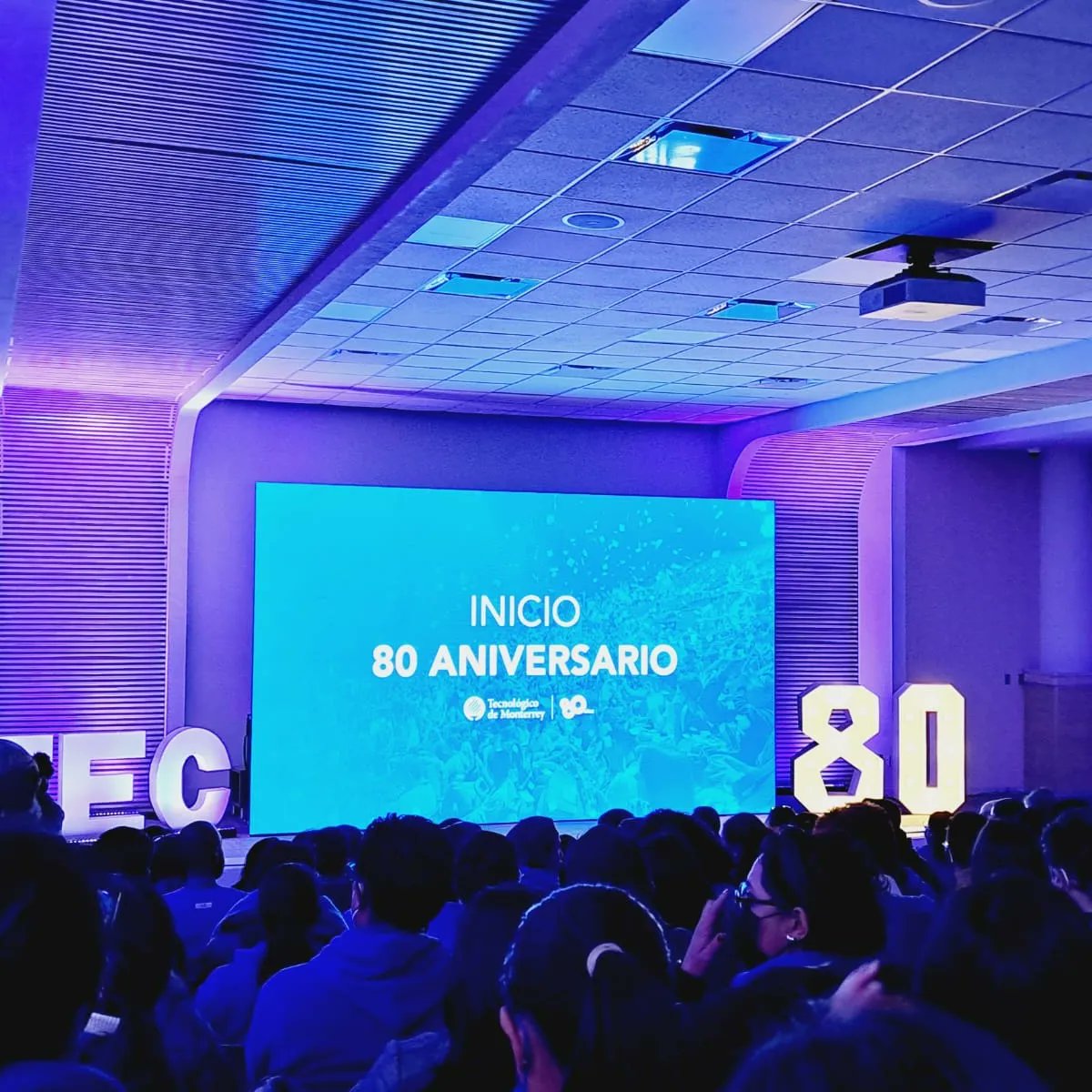 JaimeLopezGo's tweet photo. ¡Con emoción comenzamos  la gran celebración de los 80 años del @TecdeMonterrey! Sigamos juntos #ConstruyendoLegadosqueTrascienden 🐏💙 https://t.co/h2j2f5C6Cr